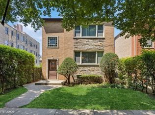 134 Callan Ave, Evanston, IL 60202