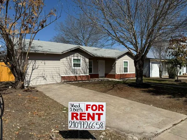 215 Laurelwood Dr, San Antonio, TX 78213