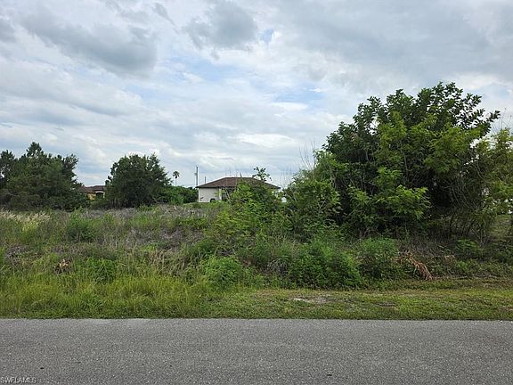 4th image of 4011 3rd ST SW