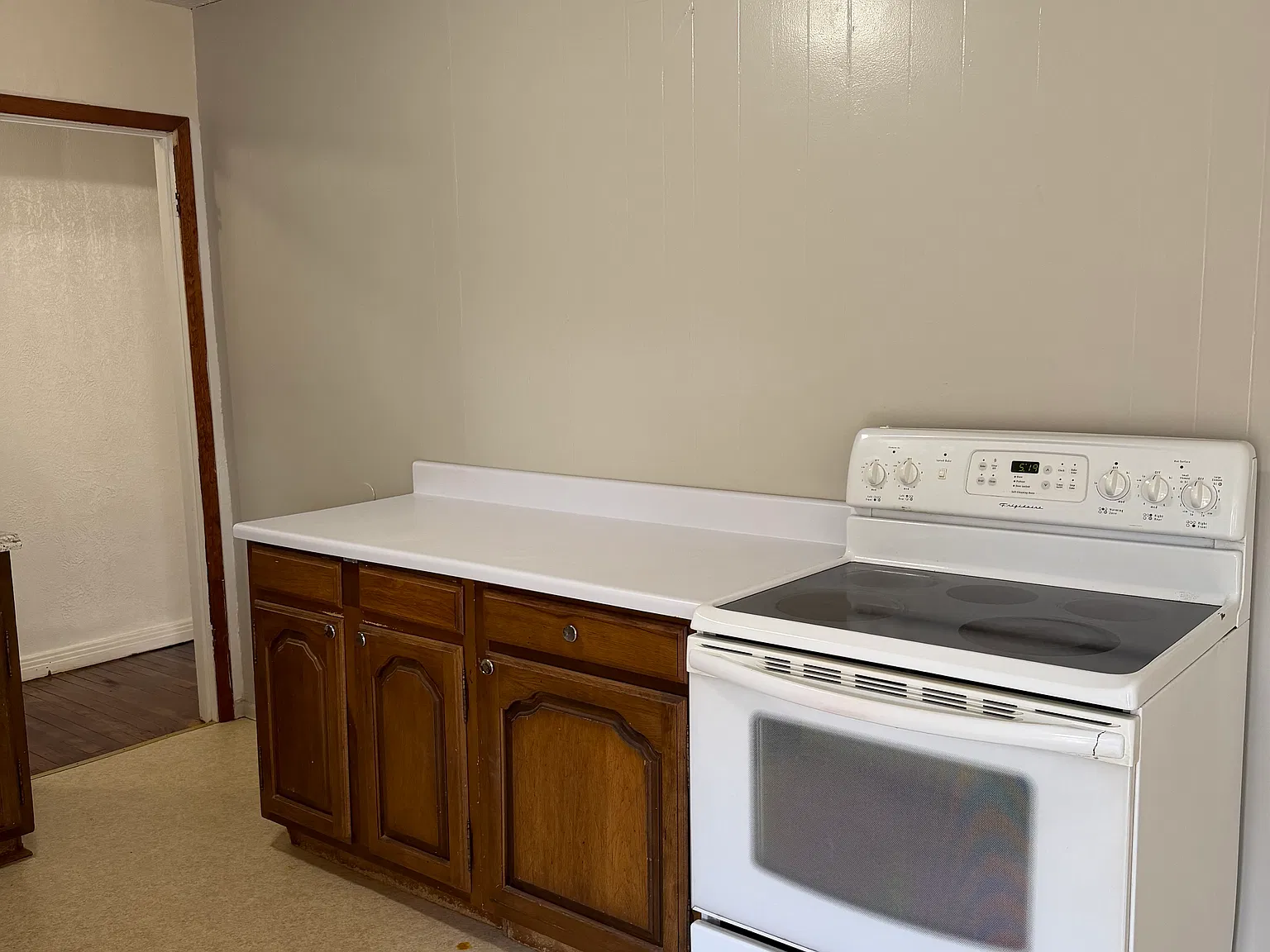 3 bed, 1325 sqft, $1,500 — Photo 3
