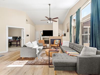 7771 N Baird Ave, Fresno, CA, 93720