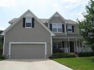 100 NE Stonebridge Ct, Blue Springs, MO 64014