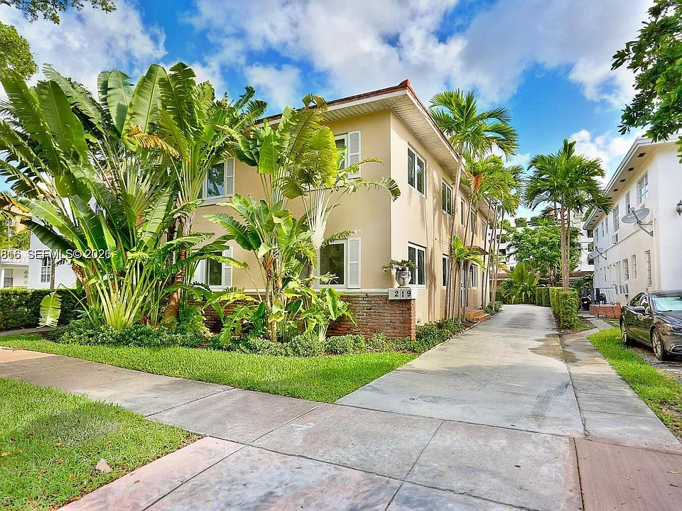 219 Menores Ave #2