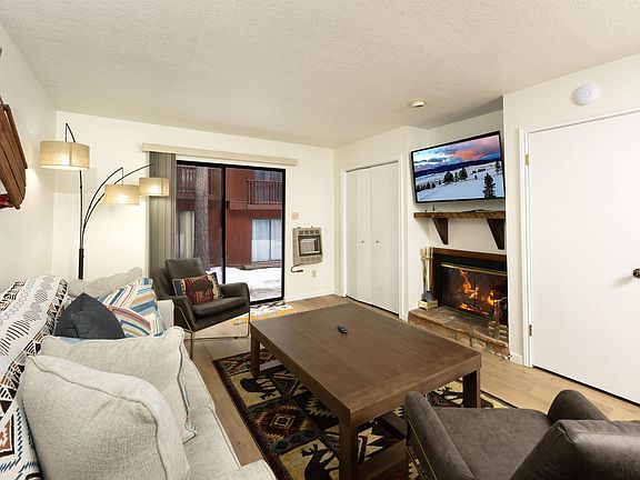 3rd image of 19 Jackson Hole #C4