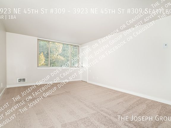 3rd image of 3901 NE 45th St #122299AD7