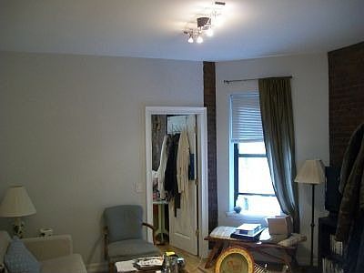 2nd image of 128 E 83rd St APT 4C