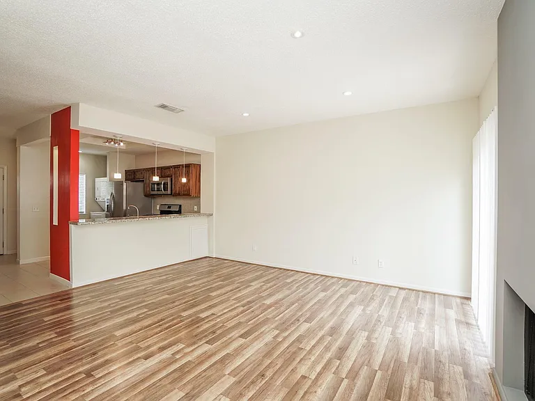 2910 Grants Lake Blvd #1505 — Photo 10