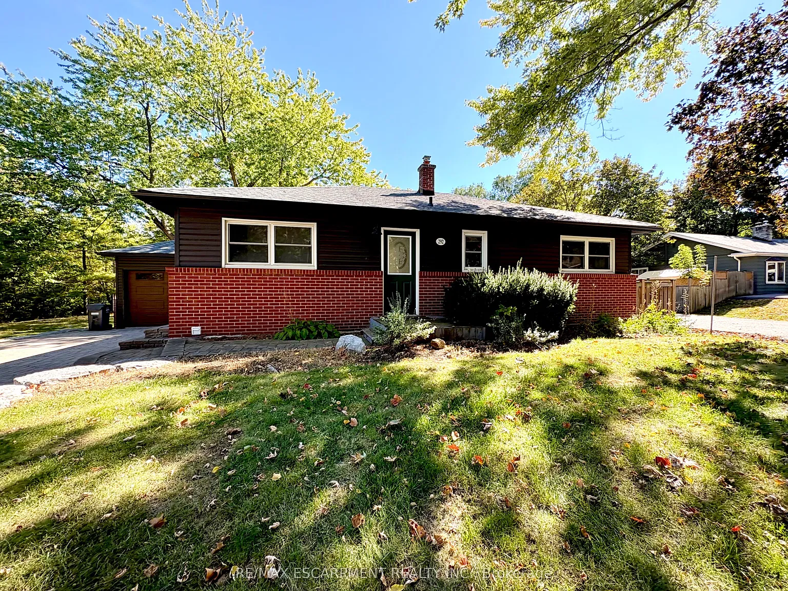 3 bed, $3,000 — Photo 2