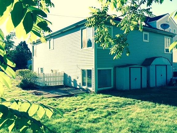2nd image of 160 5th Ave SE Unit B