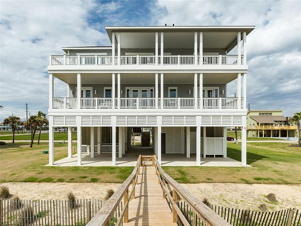 1st image of 18323 E De Vaca