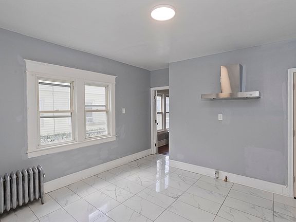 5th image of 239-241 Oak Grove Ave