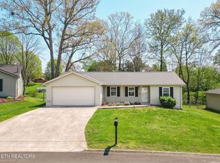 7636 Trey Oaks Ln, Knoxville, TN 37918