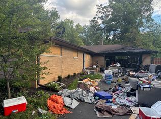 219 James Rd, Spring Grove, IL 60081