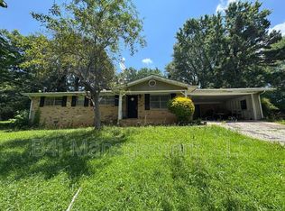 6331 Garnet Dr, Douglasville, GA 30135