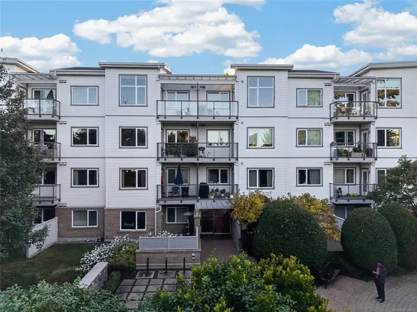 4394 W Saanich Rd #306, Saanich, BC V8Z 0B9