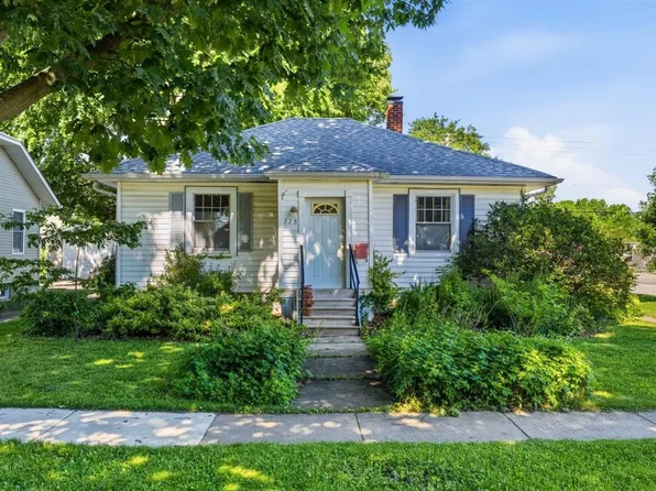 228 Anderson Blvd, Geneva, IL 60134