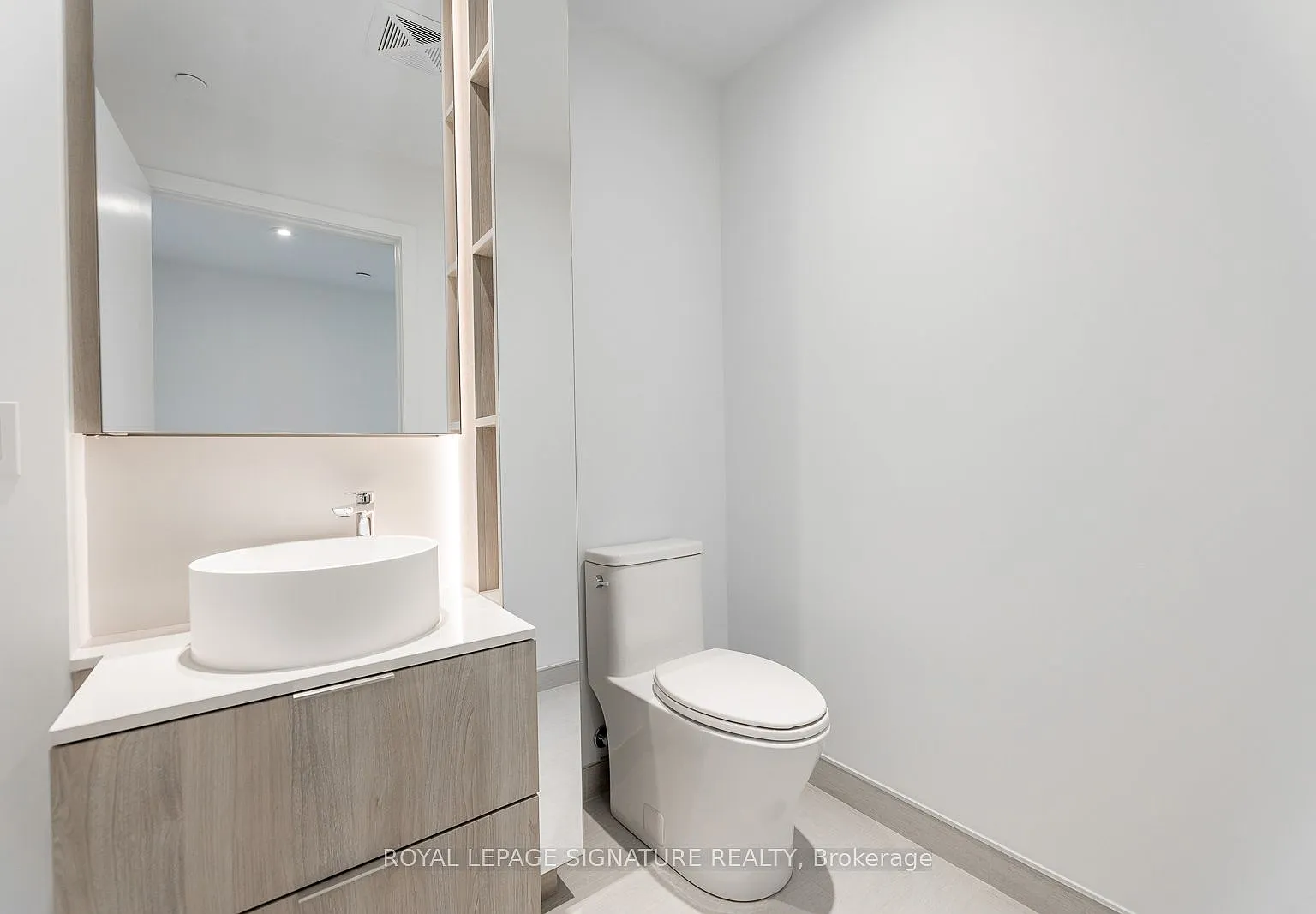 2 bed, $3,200 — Photo 4