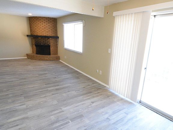 3rd image of 6108 Balboa St #29J