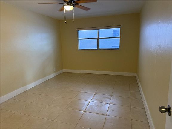 5th image of 1450 N Riverside Dr APT 208