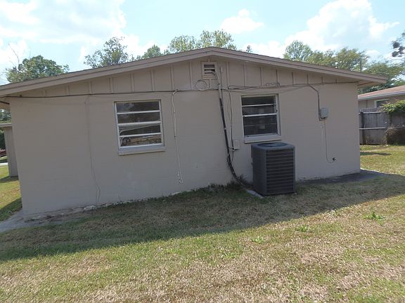 2nd image of 6945 Hafford Ln