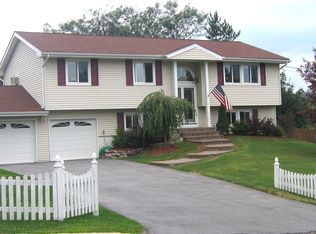 4 Evergreen Ln, Goshen, NY 10924