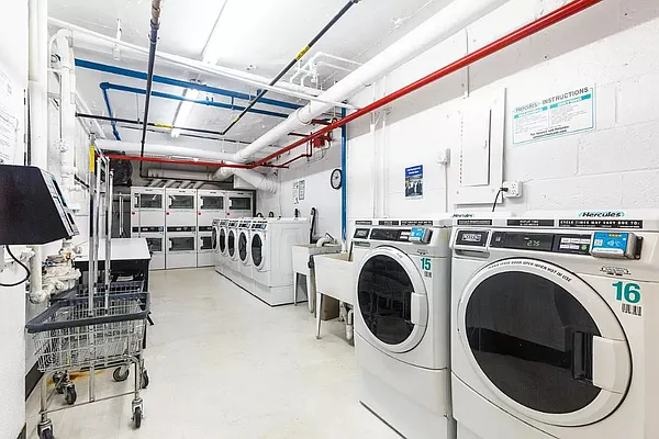 Rented by Dalan Rentals | media 30