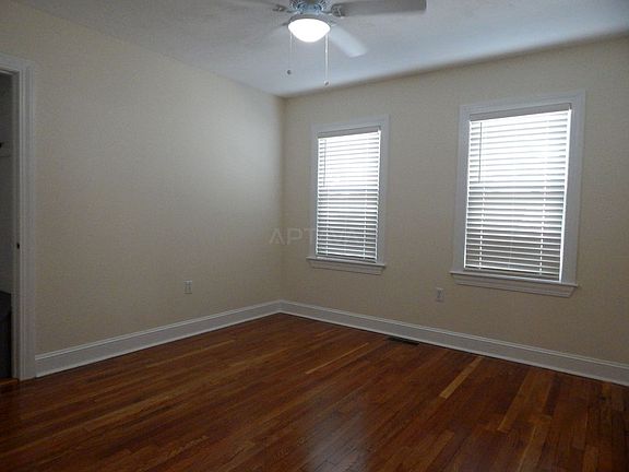4th image of 31 Sunset Ave