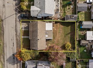 2013 E 16th St, Bremerton, WA 98310