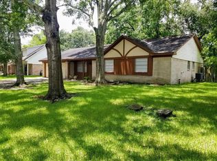 5005 Cedar Creek Dr, Dickinson, TX 77539