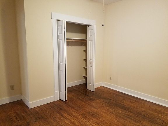 4th image of 4006-4012 De Tonty St