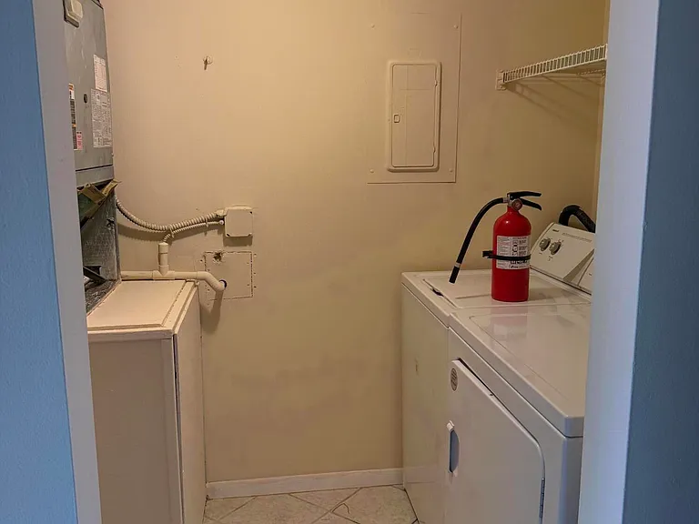 211 Pine Hov Cir #A-2 — Photo 5