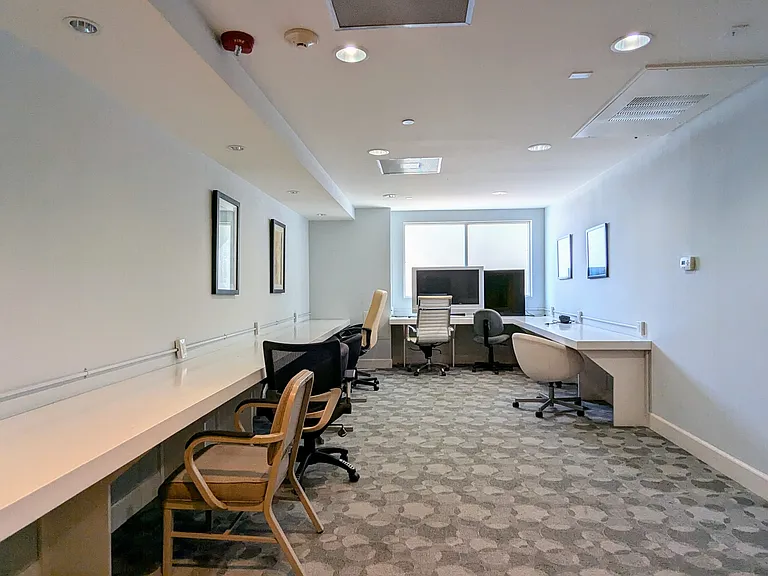 Building recreation room - workspace.