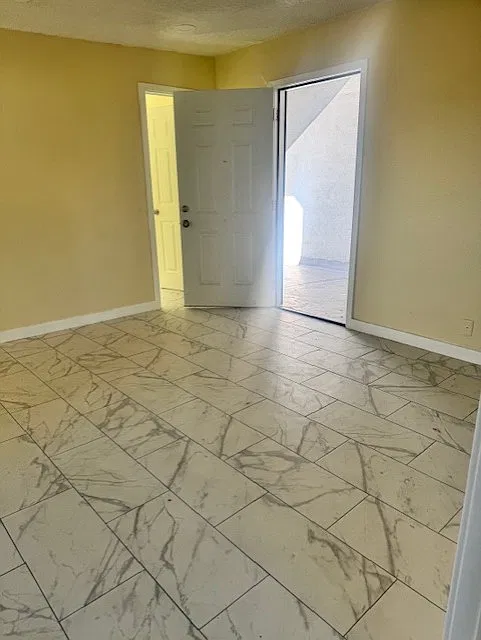 3 bed, 10 sqft, $2,850 — Photo 4