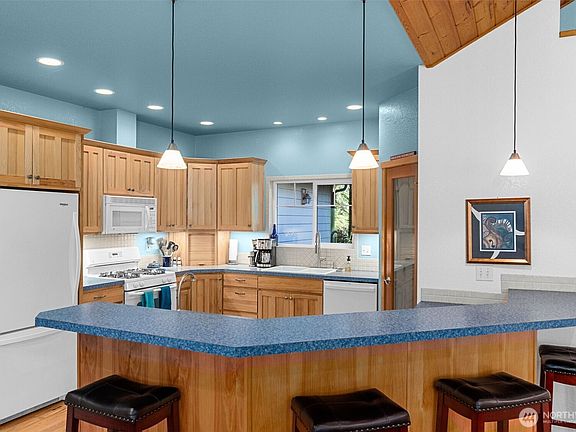 5th image of 14723 McIntosh Lane SE