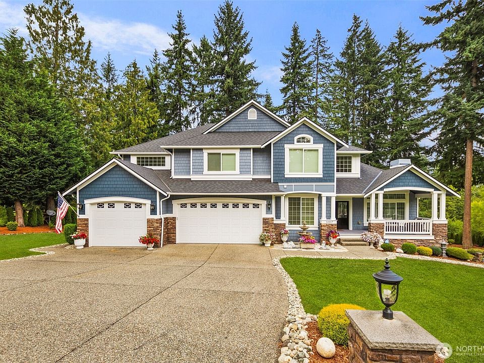 1st image of 12217 3rd Avenue NE