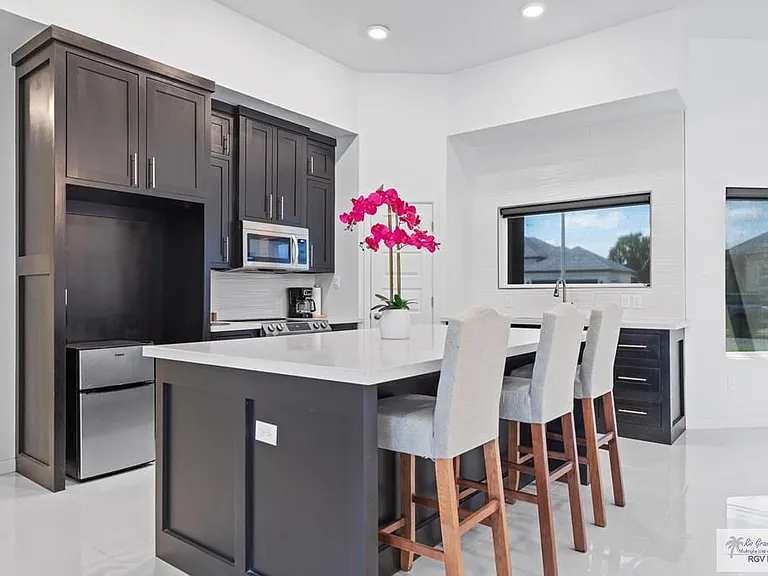 7283 Rain Forest Dr — Photo 20