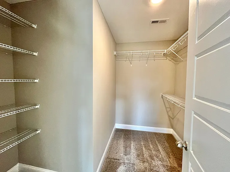276 Dugger Dr — Photo 16