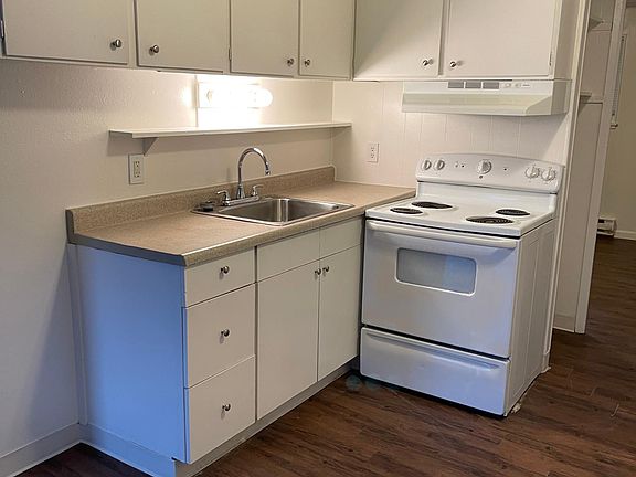 5th image of 6615 150th St SW #20