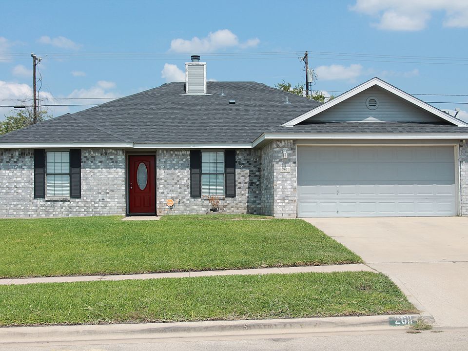 1st image of 2611 Westwood Dr