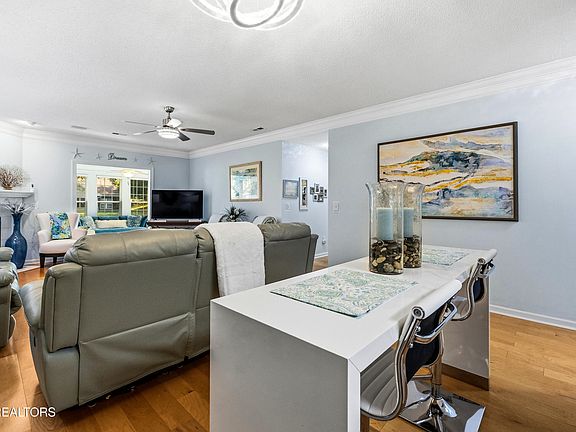 4th image of 7701 Mills Way