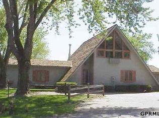 94 Ginger Cove Rd NE, Valley, NE 68064