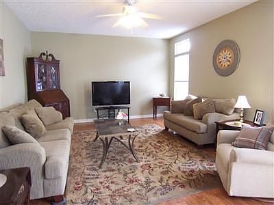 5th image of 927 Whispering Pine Way