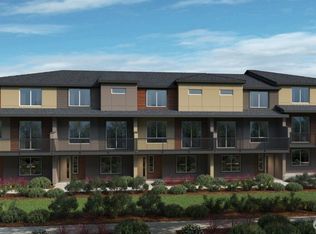 Senderos, Kirkland, WA 98034