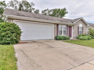 705 S Sunny Ln, Urbana, IL