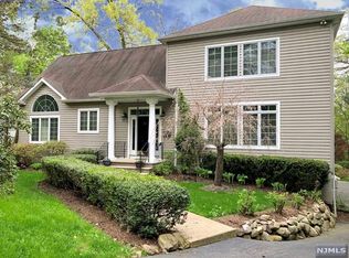 54 Armour Rd, Mahwah, NJ 07430