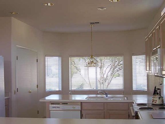 2nd image of 20404 W Tanglewood Drive