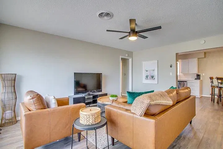 1821 Mosher Dr — Photo 4
