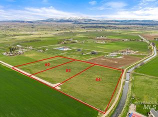 4 Hereford Ln, Emmett, ID 83617
