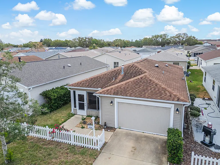 2454 Southern Oak St — Photo 39