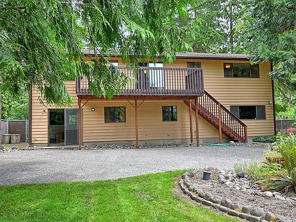 Nice size deck and patio